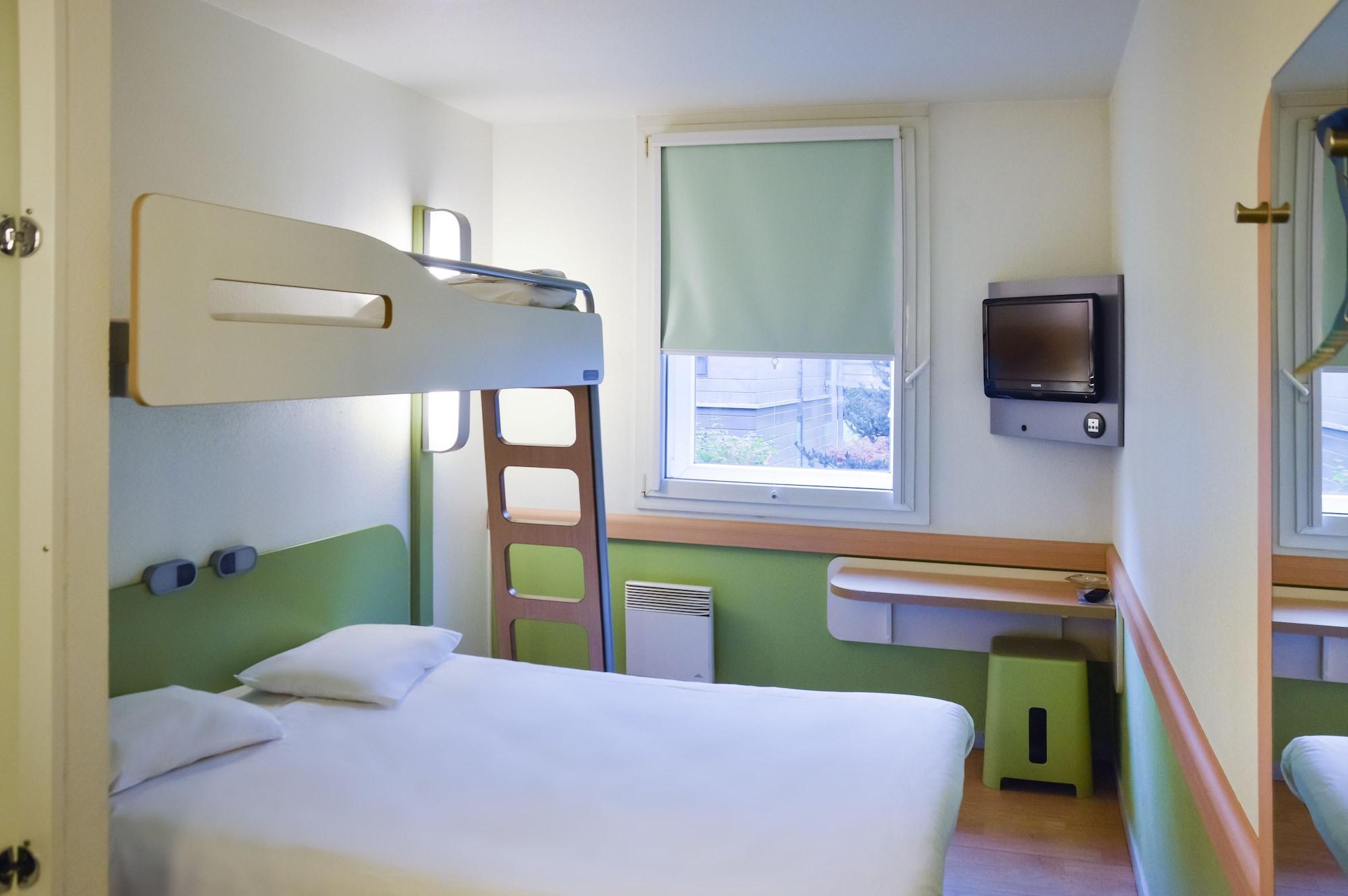 Ibis Budget Velizy Екстериор снимка